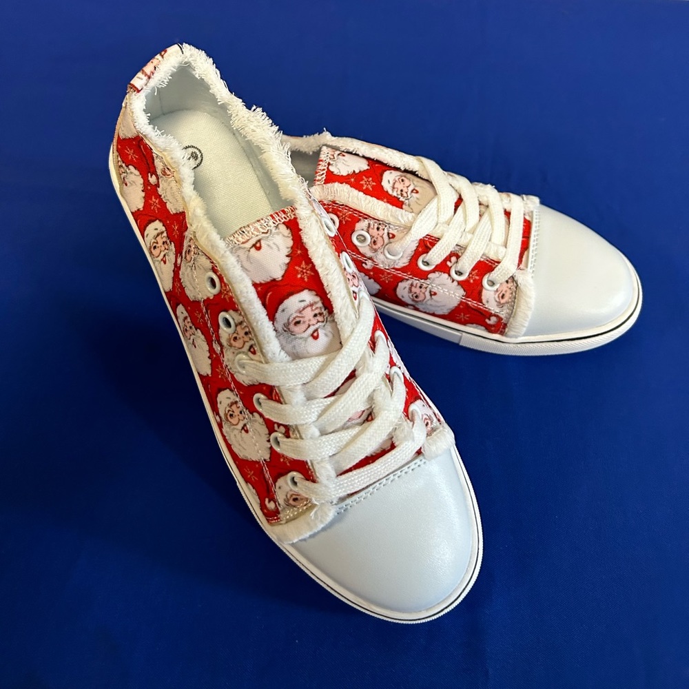 Santa Sneakers